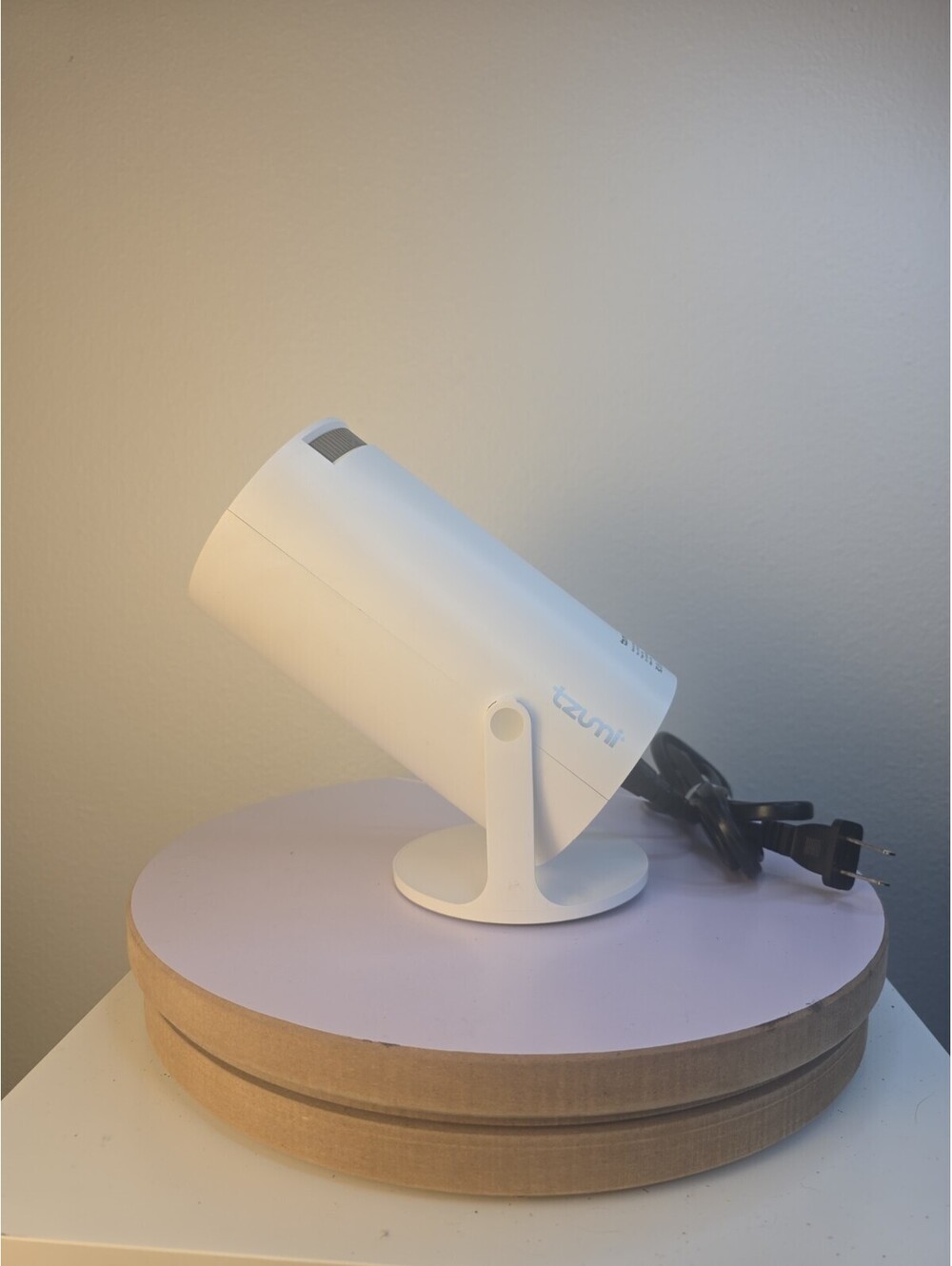 Tzumi Go Theater Mini Projector - White 1280x720 HD 1080p Support WiFi/Bluetooth